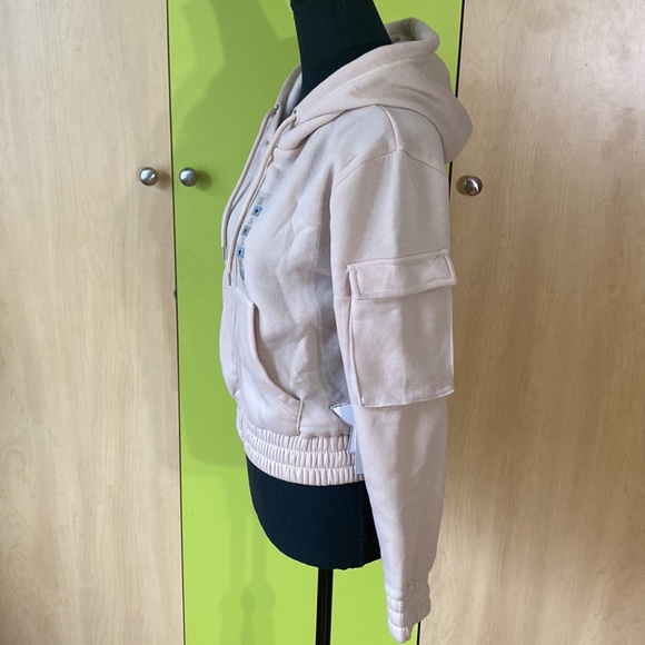 NWT Fleece Hoodie - Picture 2 of 10